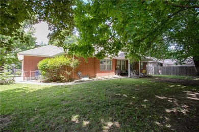 800 NW 10th St, Blue Springs, MO 64015 - photo 4
