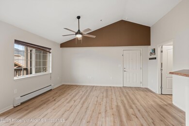 488RiverViewDr409_25040304