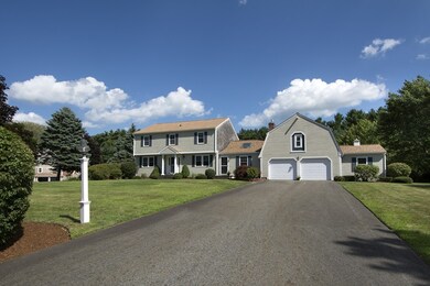 19 Boxwood Ln, Duxbury, MA 02332 - photo 2