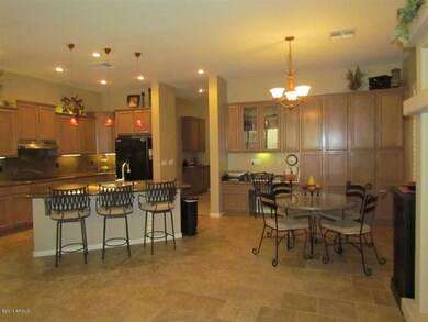 Kitchen w/nook