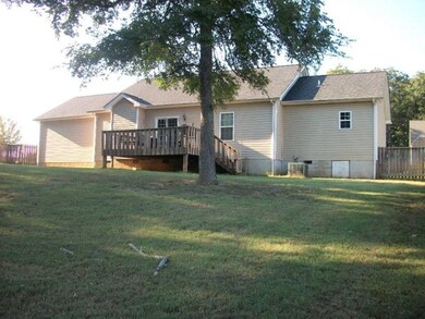 300 Annie Ln, Dalton, GA 30721 - photo 2