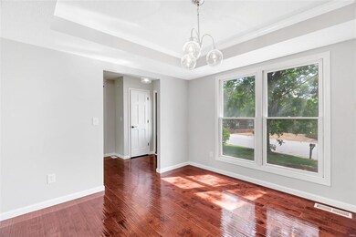 2031 Greenbrier Dr, Collinsville, IL 62234 - photo 6