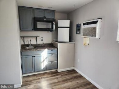 9349 Valley Rd unit 104, Berkeley Springs, WV 25411 - photo 3