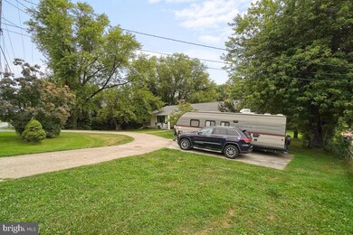 2229 Green Valley Rd, Clarksburg, MD 20871 - photo 4