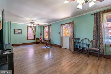 205 W 6th St, Boyertown, PA 19512 - photo 3