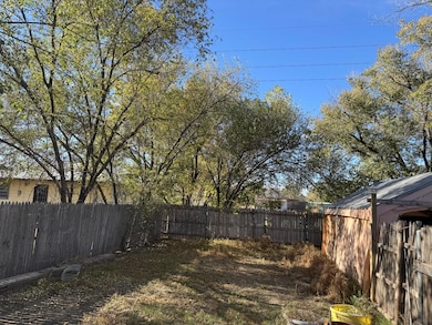 406 E 2nd St, Clarendon, TX 79226 - photo 5