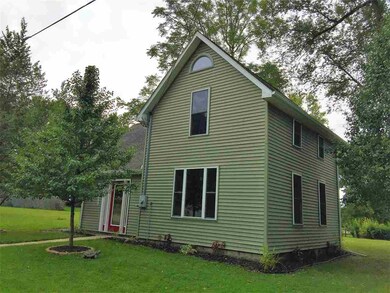 20049 Taft St, Plymouth, IN 46563 - photo 2