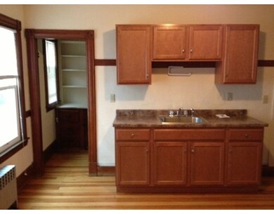 9 Kosciusko St, Indian Orchard, MA 01151 - photo 2