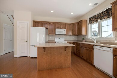 219 Cog Hill Dr, Honey Brook, PA 19344 - photo 4