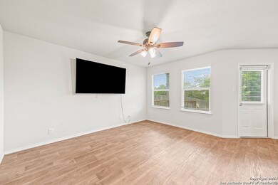 3507 Espada Point, San Antonio, TX 78222 - photo 5