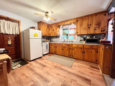 351 Hardscrabble Rd, Wardsboro, VT 05355 - photo 3