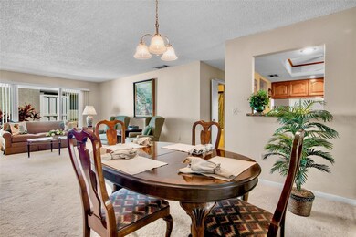 3905 Center Gate Cir unit 3, Sarasota, FL 34233 - photo 5