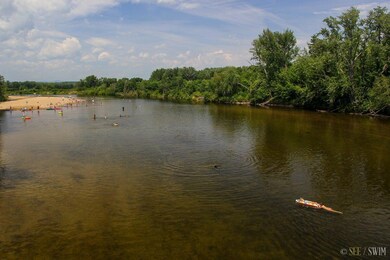 M:18L:20-4 Main St, North Fryeburg, ME 04037 - photo 5