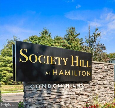 25 Mulberry Ct, Trenton, NJ 08619 - photo 2