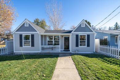 2821 Leland Ave