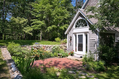 22 W Sound Ln, Vineyard Haven, MA 02568 - photo 4