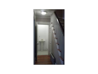 318 Eaton St, Providence, RI 02908 - photo 4