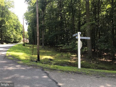 27 Iroquois Cir, Hazleton, PA 18202 - photo 3