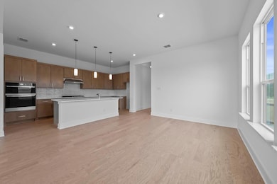 8520 Red Bottle Brush Rd, Lago Vista, TX 78645 - photo 4