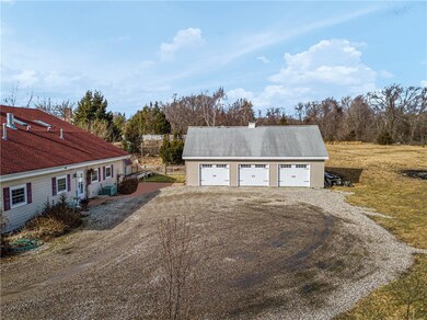 11 Putnam Pike, Chepachet, RI 02814 - photo 7