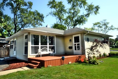 3600 Holly Ln, Rolling Meadows, IL 60008 - photo 2