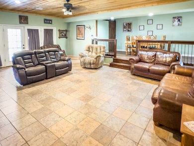 8090 Cr 4528, Palestine, TX 75803 - photo 2