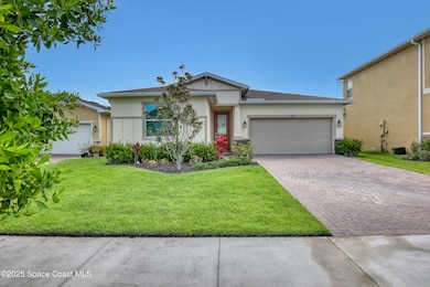 507 Veridian Cir NW, Melbourne, FL 32907 - photo 2