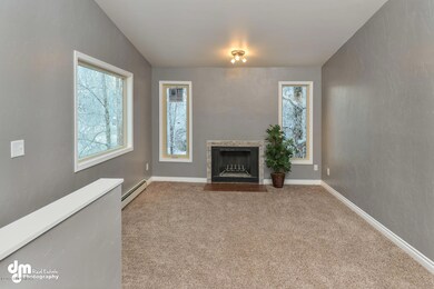 8424 Lake Otis Parkway-large-003-7-Livin