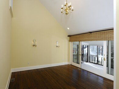 623 W Lyon Farm Dr, Greenwich, CT 06831 - photo 6