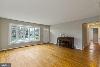 3623 Victor Ave, Brookhaven, PA 19015 - photo 4