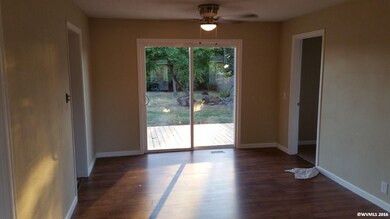 Dining area combined with front room
