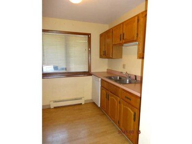 4 Village Ct unit 4C, West Warwick, RI 02893 - photo 2