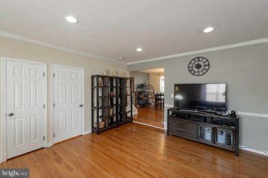 7608 Thurston Ln, Manassas, VA 20111 - photo 6