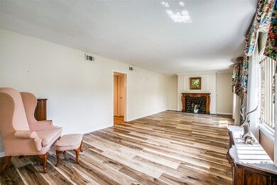 4005 Fernwood Dr, Houston, TX 77021 - photo 7