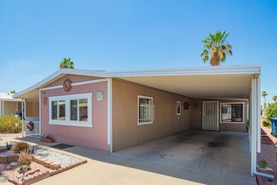 05 - Broadway 9302