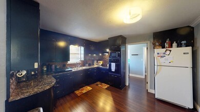 107 N Locust St, Seiling, OK 73663 - photo 5