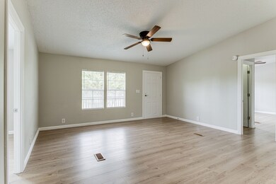 106 Tanner Cir, Shelbyville, TN 37160 - photo 7