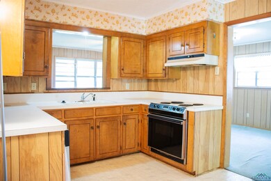 626 Layton St, Kilgore, TX 75662 - photo 7