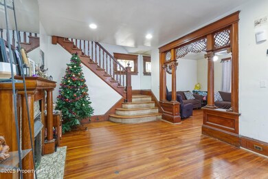 235 Madison St, Wilkes Barre, PA 18705 - photo 5