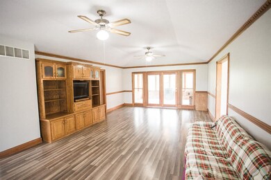 639 Keenon Rd, Harrodsburg, KY 40330 - photo 6