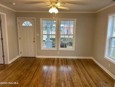 538 Mckoy St, Clinton, NC 28328 - photo 5