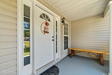 206 Twin Lake Ct-09571