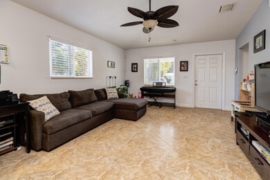 Spacious living room