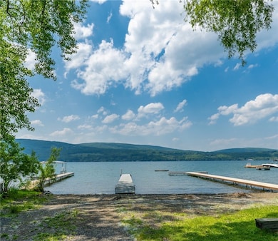 NEWAGO COVE BEACH, BOAT DOCK & SWIM DOCK AREA