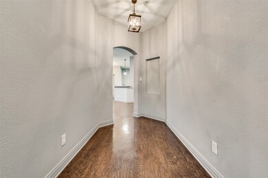 181 Grays Creek Cir, Ennis, TX 75119 - photo 7