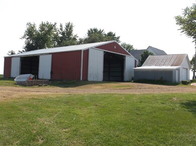 23918 2650 East St, Princeton, IL 61356 - photo 4