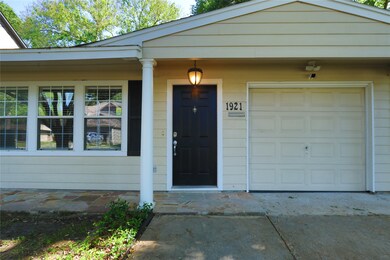 1921 Chippendale Rd, Houston, TX 77018 - photo 4