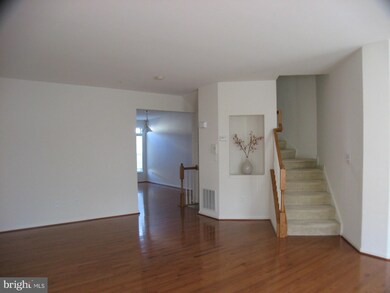 4552 Hidden Stream Ct unit 44, Owings Mills, MD 21117 - photo 4