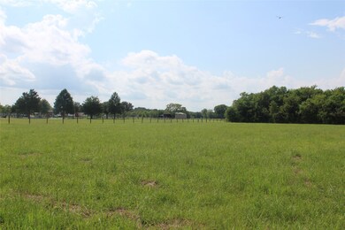 2310 Davis Ben County Rd 179 Rd, Alvin, TX 77511 - photo 4