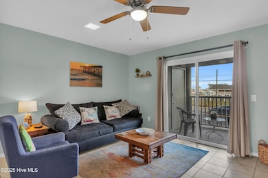 200 S Lake Park Blvd unit 8-A, Carolina Beach, NC 28428 - photo 7